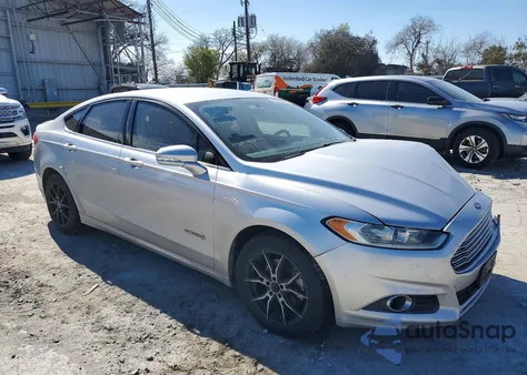 2014 Ford Fusion Se Hybrid z USA, uszkodzony, nr VIN 3FA6P0LU7ER355121